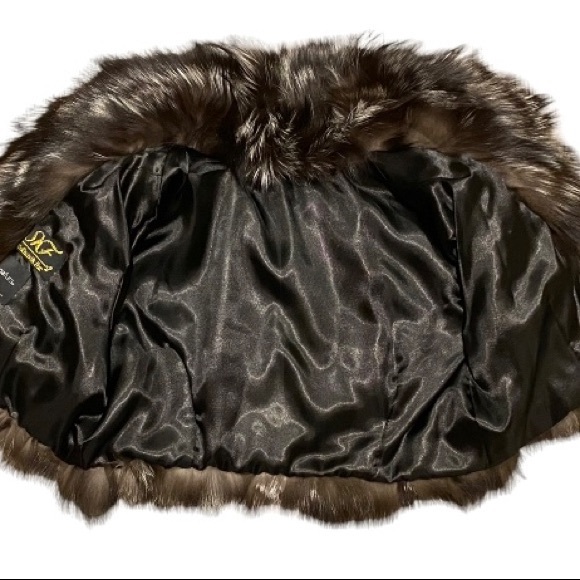 Cropped Silver Fox Fur Bolero Jacket - Picture 11 of 12